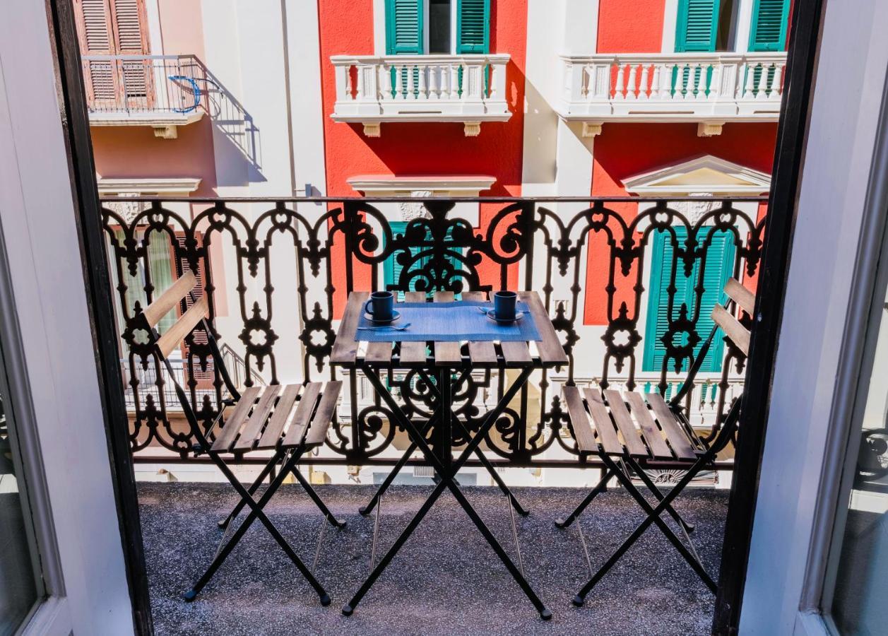 Daniel'S Apartment Bari Luaran gambar